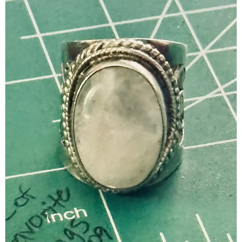 Vintage 925 Sterling Silver Natural Moonstone Statement Ring Size 8 13g Boho